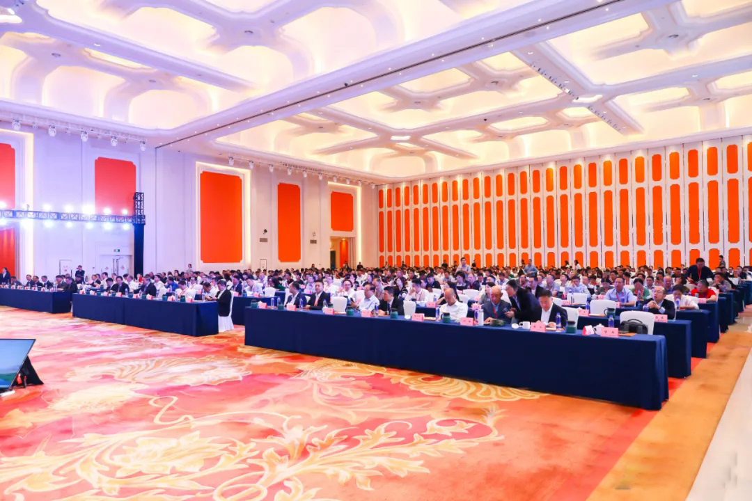 528防水行業(yè)大會(huì)盛大召開(kāi)